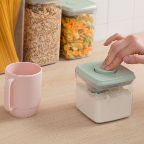 Bộ 4 hộp đựng thực phẩm khô Hokkaido 500ml, 1000ml (x2), 1400ml