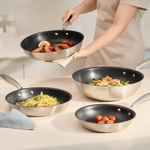 Chảo Inox chống dính nguyên khối Omi Essential