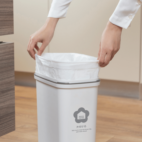 Thùng rác nắp lật Hiro 10L (kèm ruột)